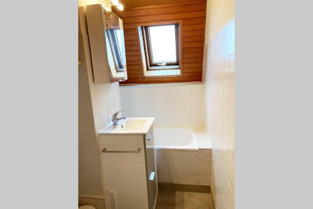 Chalet Cosy Renove Avec Vue Sur Le Lac Les Angles  Exteriör bild